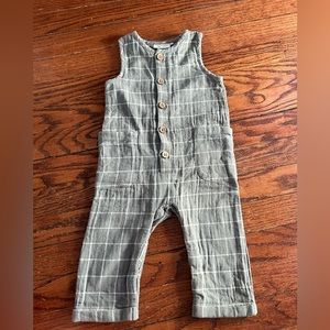 Linen Jumpsuit in great condition.